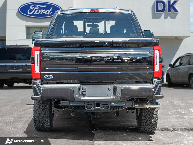 NEW 2026 Ford F-350 Super Duty Platinum - Agate Black Metallic Exterior / BLACK ONYX/PLATINUM BLUE, UNIQUE PLATINUM LEATHER 40/CONSOLE/40 Interior - $122,340 - Stock #D60703 - VIN 1FT8W3BM4TED65193 - Photo 5
