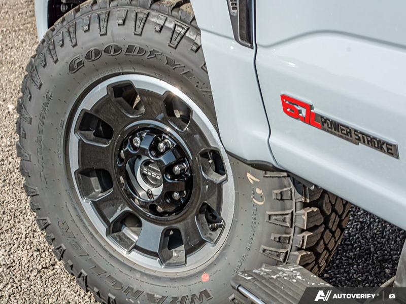 NEW 2026 Ford F-350 Super Duty Platinum Tremor - Glacier Gray Exterior / BLACK ONYX/BLUE LEATHER Interior - $122,693 - Stock #E60035 - VIN 1FT8W3BM4TEC29646 - Photo 6