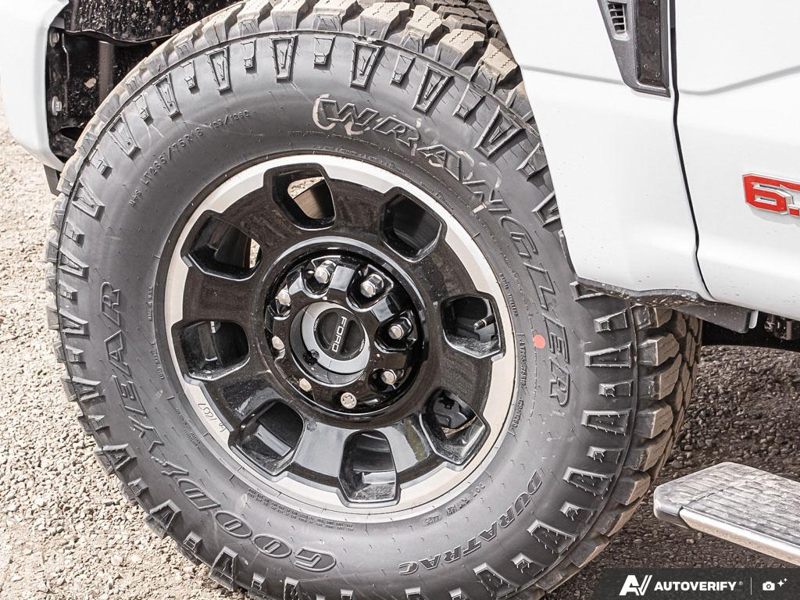 NEW 2026 Ford F-350 Super Duty Platinum Tremor - Avalanche Exterior / BLACK ONYX/BLUE LEATHER Interior - $126,953 - Stock #E60547 - VIN 1FT8W3BMXTEE28748 - Photo 6
