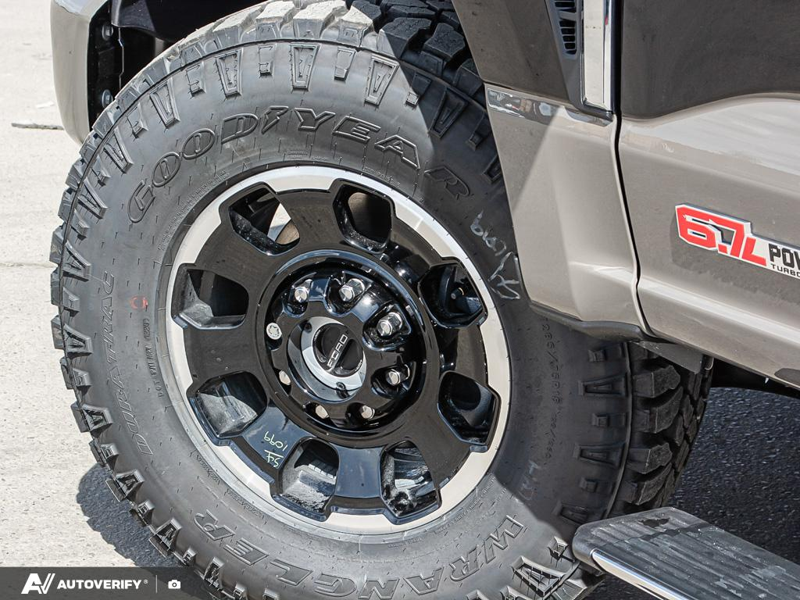 NEW 2026 Ford F-350 Super Duty King Ranch - Agate Black/marsh Grey Accent Exterior / JAVA LEATHER Interior - $130,180 - Stock #D60484 - VIN 1FT8W3BM7TEE25273 - Photo 6