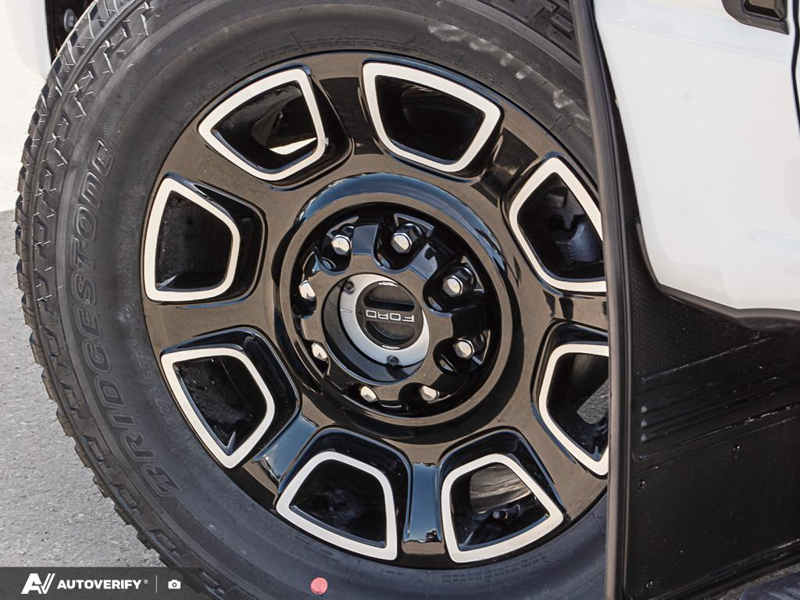 NEW 2026 Ford F-350 Super Duty Platinum - Star White Tri-coat Metallic Exterior / BLACK ONYX/BLUE LEATHER Interior - $120,391 - Stock #D60632 - VIN 1FT8W3BM1TED96420 - Photo 6