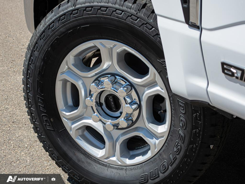 NEW 2026 Ford F-350 Super Duty XLT - Oxford White Exterior / MEDIUM DARK SLATE CLOTH Interior - $86,242 - Stock #D60596 - VIN 1FT8W3BT9TEE82940 - Photo 6
