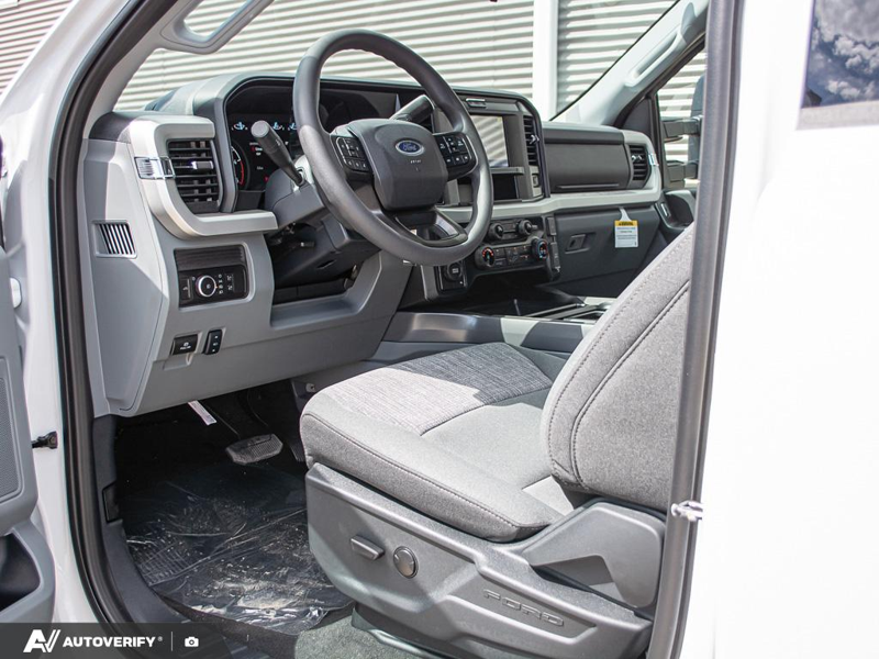 NEW 2026 Ford F-350 Super Duty XLT - Oxford White Exterior / MEDIUM DARK SLATE CLOTH Interior - $87,307 - Stock #D60648 - VIN 1FT8W3DT9TEF02228 - Photo 6
