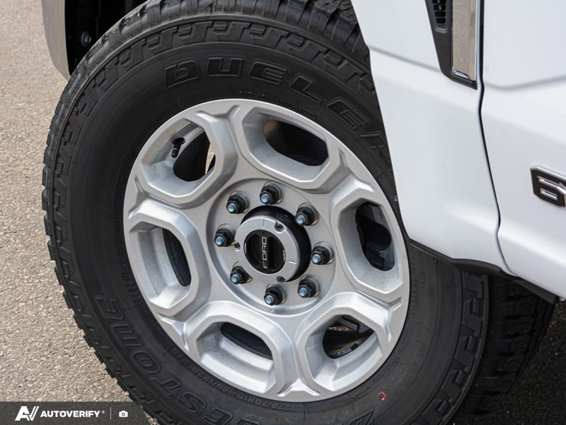 NEW 2026 Ford F-350 Super Duty XLT - Oxford White Exterior / MEDIUM DARK SLATE CLOTH Interior - $83,442 - Stock #D60649 - VIN 1FT8W3BT8TEF02370 - Photo 6