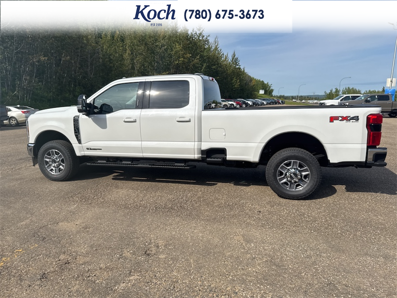 NEW 2026 Ford F-350 Super Duty Lariat - Star White Tri-Coat Exterior / BAJA, FRONT ACTIVEX TRIMMED 40/CONSOLE/40 SEATS Interior - $116,478 - Stock #A26239 - VIN 1FT8W3BT8TEF40116 - Photo 8