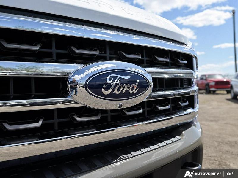 NEW 2026 Ford F-350 Super Duty King Ranch - Star White/marsh Grey Accent Exterior / JAVA LEATHER Interior - $132,662 - Stock #E60645 - VIN 1FT8W3BM9TEE28465 - Photo 10