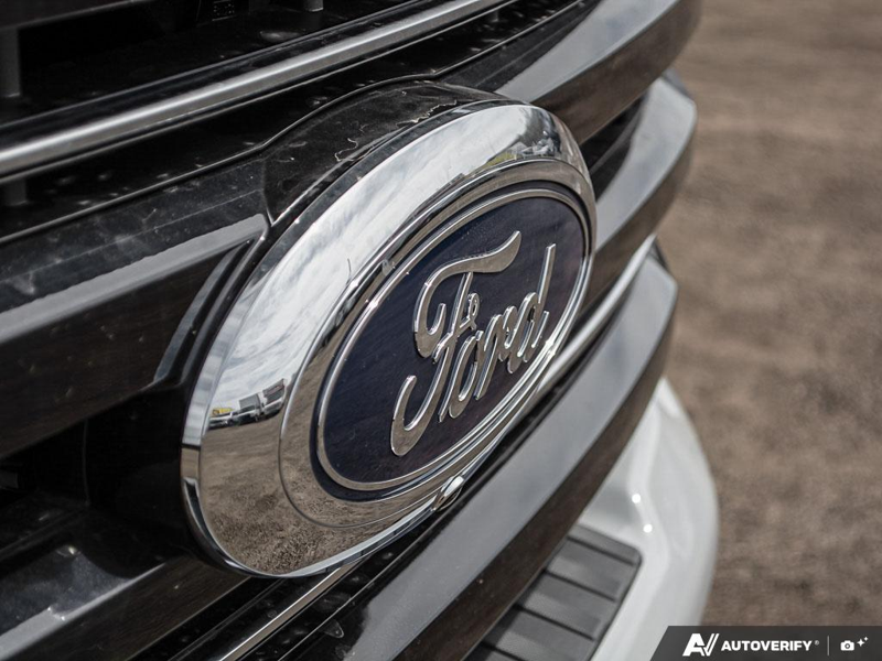NEW 2026 Ford F-350 Super Duty Platinum Tremor - Avalanche Exterior / BLACK ONYX/BLUE LEATHER Interior - $126,953 - Stock #E60547 - VIN 1FT8W3BMXTEE28748 - Photo 9