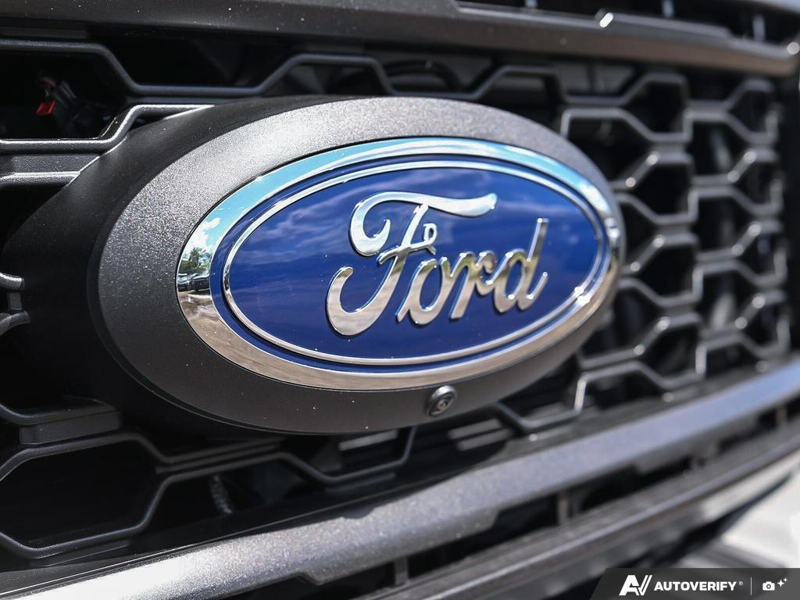 NEW 2026 Ford F-350 Super Duty STX - Avalanche Exterior / MED DARK SLATE VINYL Interior - $86,949 - Stock #E60791 - VIN 1FT8W3BT0TEE76993 - Photo 9