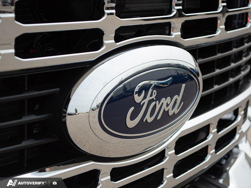 NEW 2026 Ford F-350 Super Duty XLT - Oxford White Exterior / MEDIUM DARK SLATE CLOTH Interior - $87,264 - Stock #D60708 - VIN 1FT8W3BT8TEF28290 - Photo 9
