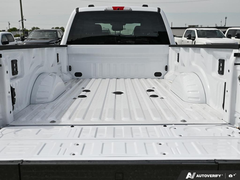 NEW 2026 Ford F-450 Super Duty XLT - Oxford White Exterior / MEDIUM DARK SLATE CLOTH Interior - $106,099 - Stock #E60874 - VIN 1FT8W4DTXTEE98745 - Photo 11