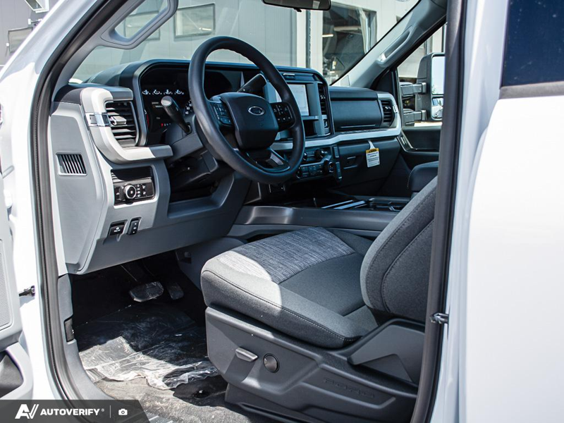 NEW 2026 Ford F-450 Super Duty XLT - Oxford White Exterior / MEDIUM DARK SLATE CLOTH Interior - $104,464 - Stock #D60625 - VIN 1FT8W4DT3TEE97016 - Photo 13