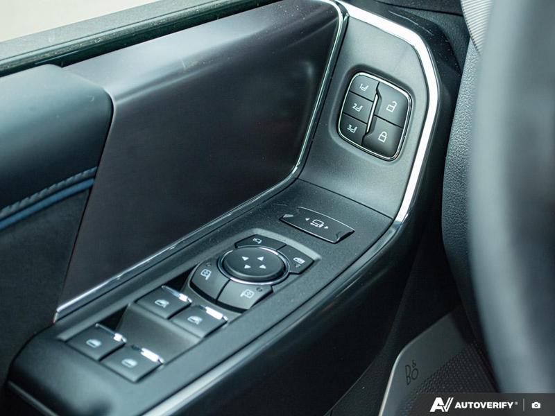 NEW 2026 Ford F-450 Super Duty Platinum - Argon Blue Metallic Exterior / BLACK ONYX/BLUE LEATHER Interior - $132,183 - Stock #E60043 - VIN 1FT8W4DM9TEC04583 - Photo 17