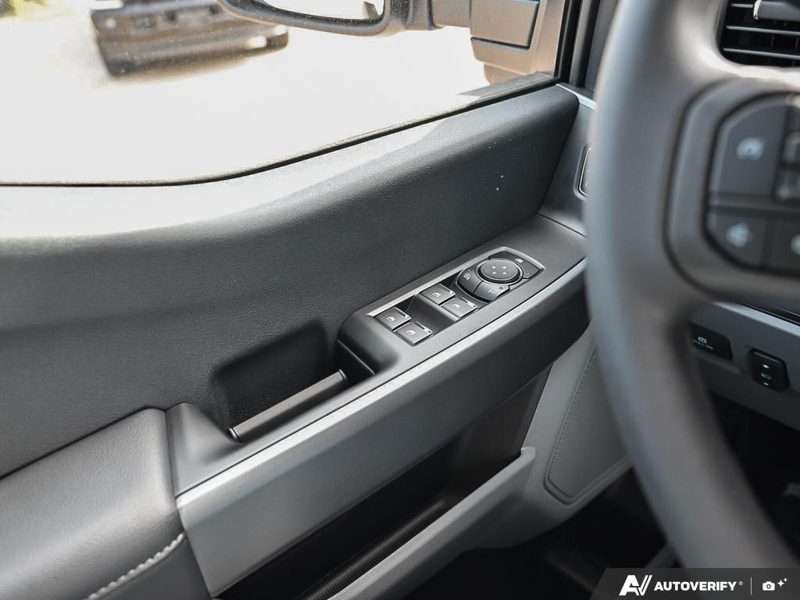 NEW 2026 Ford F-450 Super Duty XLT - Oxford White Exterior / MEDIUM DARK SLATE CLOTH Interior - $106,099 - Stock #E60873 - VIN 1FT8W4DT1TEE69473 - Photo 17