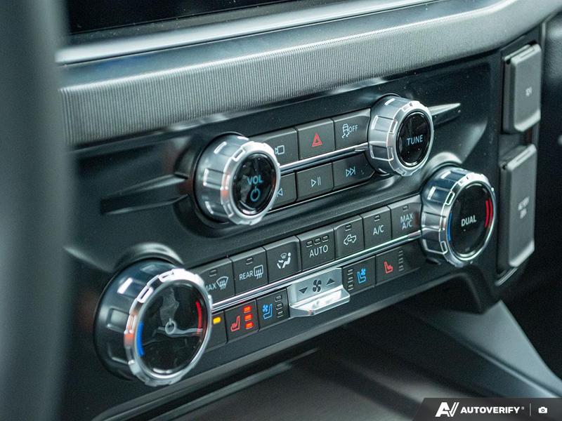 NEW 2026 Ford F-450 Super Duty Platinum - Argon Blue Metallic Exterior / BLACK ONYX/BLUE LEATHER Interior - $132,183 - Stock #E60043 - VIN 1FT8W4DM9TEC04583 - Photo 20