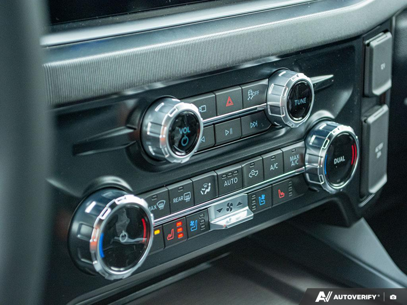 NEW 2026 Ford F-450 Super Duty Platinum - Argon Blue Metallic Exterior / BLACK ONYX/BLUE LEATHER Interior - $132,183 - Stock #E60043 - VIN 1FT8W4DM9TEC04583 - Photo 20