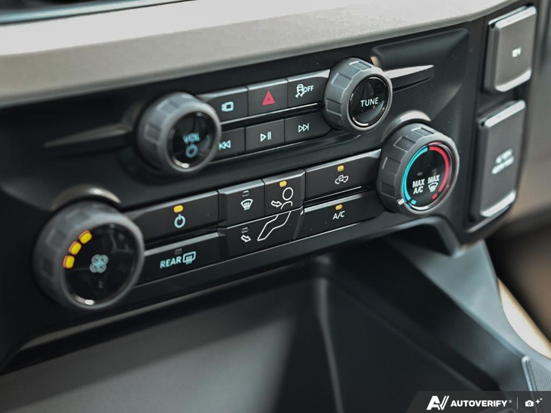 NEW 2026 Ford F-450 Super Duty XLT - Oxford White Exterior / MEDIUM DARK SLATE CLOTH Interior - $106,099 - Stock #E60861 - VIN 1FT8W4DT7TEE70305 - Photo 20