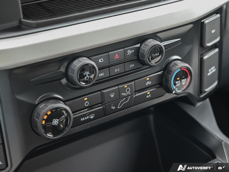 NEW 2026 Ford F-450 Super Duty XLT - Oxford White Exterior / MEDIUM DARK SLATE CLOTH Interior - $106,099 - Stock #E60873 - VIN 1FT8W4DT1TEE69473 - Photo 20