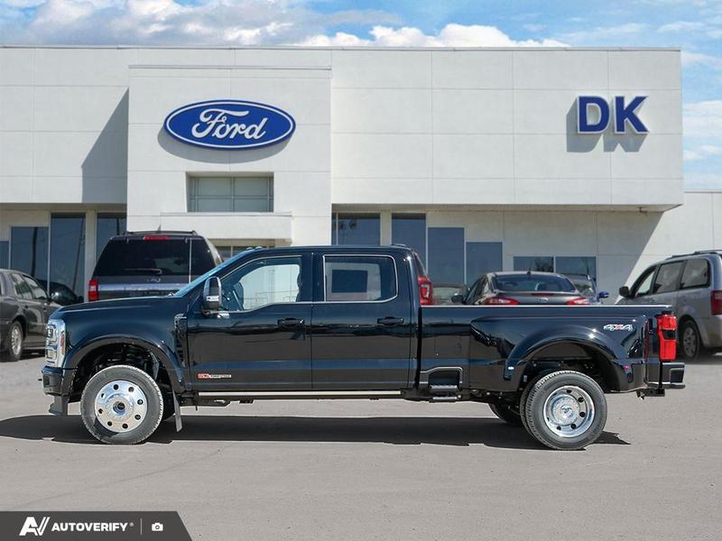 NEW 2026 Ford F-450 Super Duty Platinum - Agate Black Exterior / BLACK ONYX/BLUE LEATHER Interior - $137,459 - Stock #D60295 - VIN 1FT8W4DM2TED83646 - Photo 3