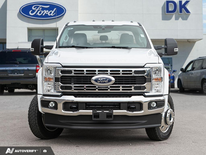 NEW 2026 Ford F-450 Super Duty XLT - Oxford White Exterior / MEDIUM DARK SLATE CLOTH Interior - $104,234 - Stock #D60628 - VIN 1FT8W4DT1TEF05128 - Photo 2