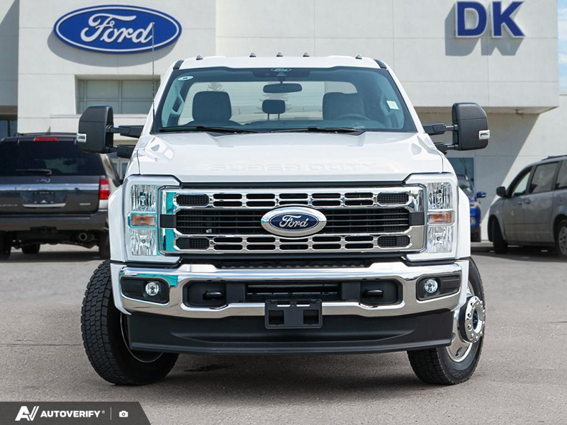 NEW 2026 Ford F-450 Super Duty XLT - Oxford White Exterior / MEDIUM DARK SLATE CLOTH Interior - $100,464 - Stock #D60620 - VIN 1FT8W4DT4TEF05737 - Photo 2