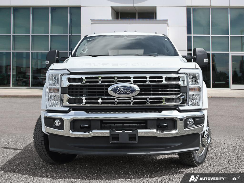 NEW 2026 Ford F-450 Super Duty XLT - Oxford White Exterior / MEDIUM DARK SLATE CLOTH Interior - $105,039 - Stock #E60843 - VIN 1FT8W4DT7TEF06445 - Photo 2
