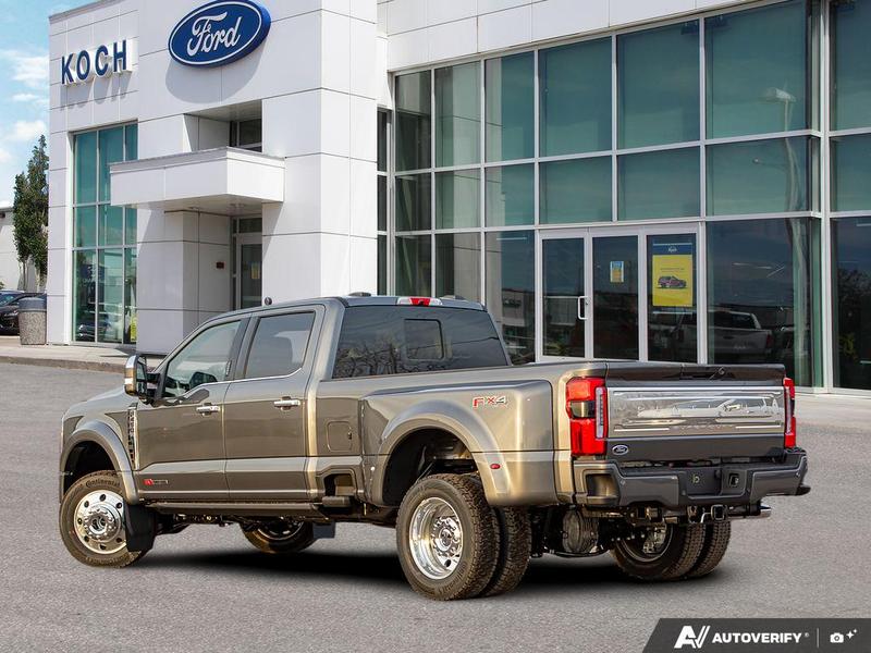 2026 Ford F-450 Platinum photo 4