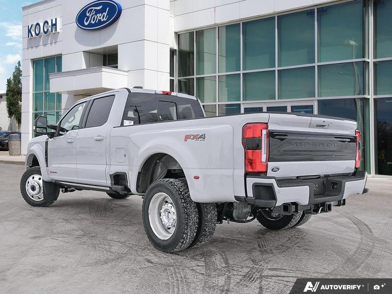 2026 Ford F-450 Platinum photo 3