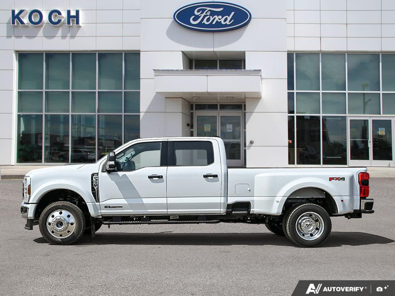NEW 2026 Ford F-450 Super Duty XLT - Oxford White Exterior / MEDIUM DARK SLATE CLOTH Interior - $106,099 - Stock #E60873 - VIN 1FT8W4DT1TEE69473 - Photo 3