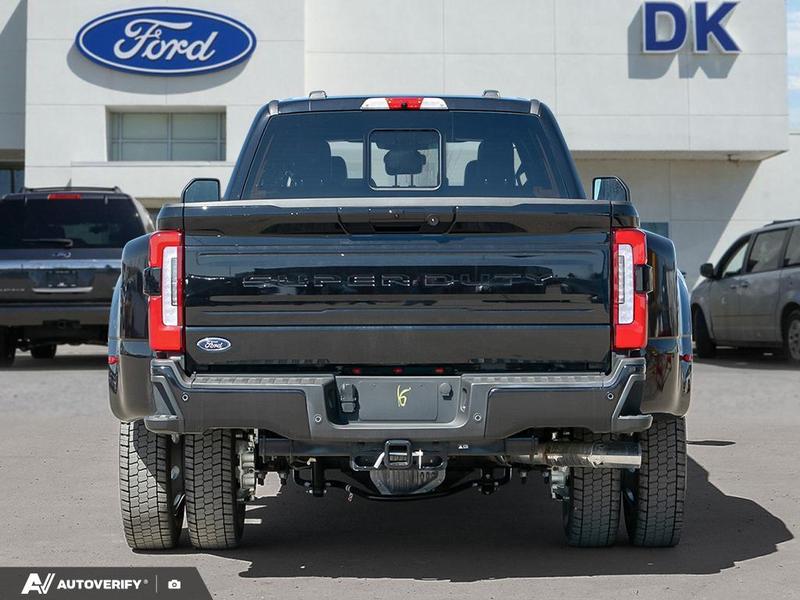 NEW 2026 Ford F-450 Super Duty Platinum - Agate Black Exterior / BLACK ONYX/BLUE LEATHER Interior - $137,459 - Stock #D60295 - VIN 1FT8W4DM2TED83646 - Photo 5