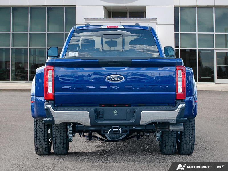 NEW 2026 Ford F-450 Super Duty XLT - Argon Blue Metallic Exterior / MEDIUM DARK SLATE CLOTH Interior - $99,514 - Stock #E60123 - VIN 1FT8W4DT4TED23679 - Photo 5