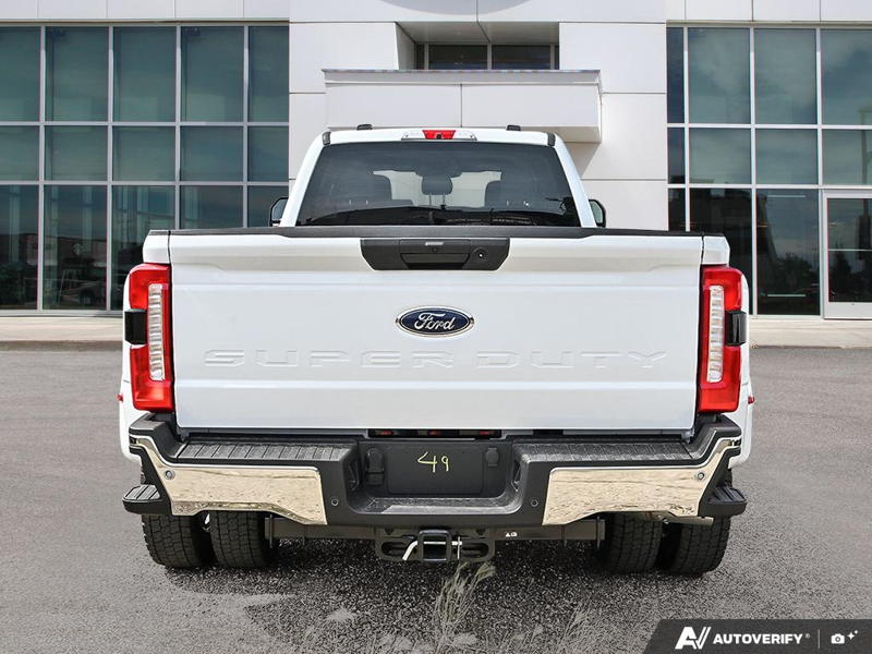 NEW 2026 Ford F-450 Super Duty XLT - Oxford White Exterior / MEDIUM DARK SLATE CLOTH Interior - $106,099 - Stock #E60874 - VIN 1FT8W4DTXTEE98745 - Photo 5
