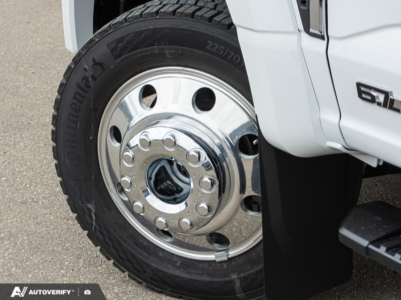 NEW 2026 Ford F-450 Super Duty XLT - Oxford White Exterior / MEDIUM DARK SLATE CLOTH Interior - $104,234 - Stock #D60628 - VIN 1FT8W4DT1TEF05128 - Photo 6