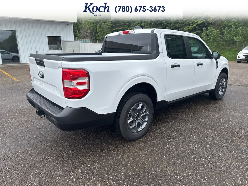 NEW 2026 Ford Maverick XLT - Oxford White Exterior / BLACK CLOTH Interior - $42,190 - Stock #A26190 - VIN 3FTTW8JA4TRA97645 - Photo 11