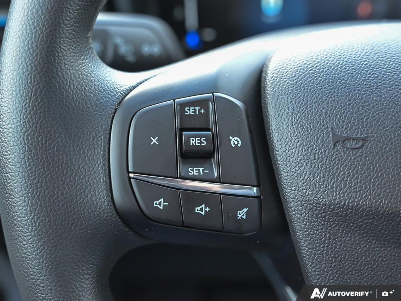 NEW 2026 Ford Maverick XLT - Space White Metallic Exterior / NAVY PIER Interior - $41,673 - Stock #E60698 - VIN 3FTTW8J3XTRA71603 - Photo 18