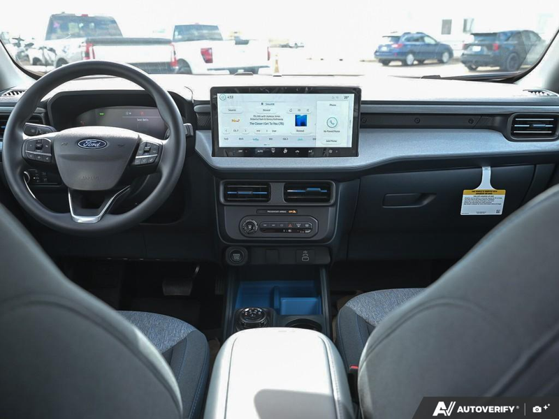 NEW 2026 Ford Maverick XLT - Space White Metallic Exterior / NAVY PIER Interior - $41,673 - Stock #E60698 - VIN 3FTTW8J3XTRA71603 - Photo 25
