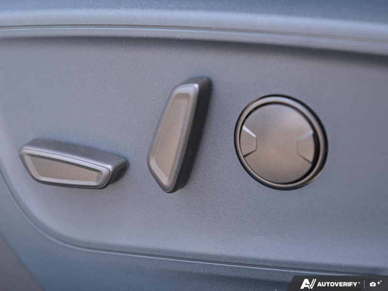 NEW 2026 Ford Maverick XLT - Azure Grey Metallic Tri-coat Exterior / NAVY PIER Interior - $45,872 - Stock #E60612 - VIN 3FTTW8J38TRA80929 - Photo 27