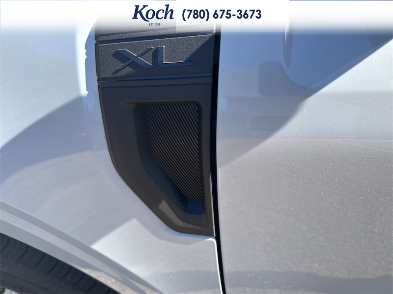 NEW 2026 Ford Maverick XL - Space White Metallic Exterior / BLACK ONYX/DARK SLATE, CLOTH FRONT BUCKET SEATS Interior - $40,990 - Stock #A26197 - VIN 3FTTW8BA6TRA97614 - Photo 31