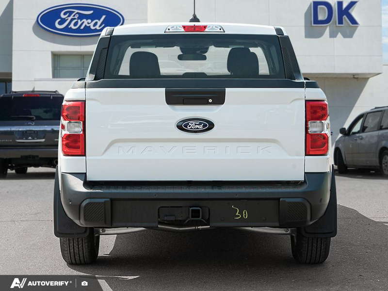 NEW 2026 Ford Maverick XLT - Oxford White Exterior / NAVY PIER/ASPEN GREY, UNIQUE CLOTH FRONT BUCKET SEATS Interior - $44,069 - Stock #D60705 - VIN 3FTTW8J34TRB18902 - Photo 5