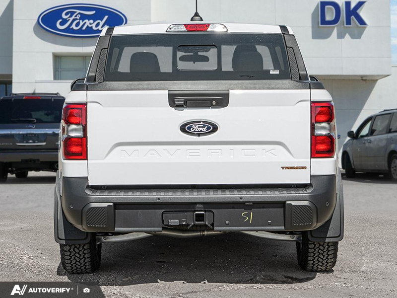 NEW 2026 Ford Maverick Tremor - Oxford White Exterior / BLACK ONYX Interior - $50,643 - Stock #D60718 - VIN 3FTTW8NA4TRB27544 - Photo 5