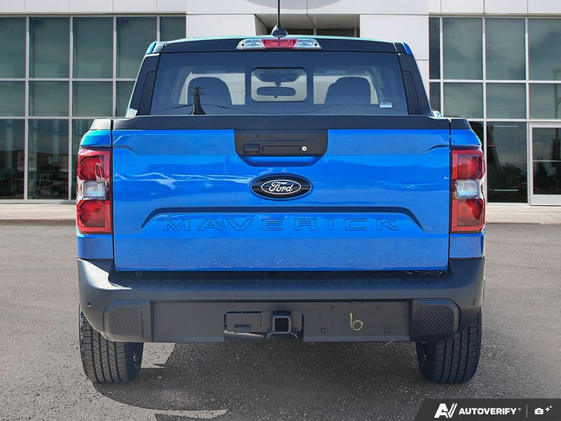 NEW 2026 Ford Maverick Lariat - Velocity Blue Metallic Exterior / BLACK ONYX, ACTIVEX TRIMMED HEATED FRONT BUCKET SEATS Interior - $50,123 - Stock #E60973 - VIN 3FTTW8SA2TRB27708 - Photo 5