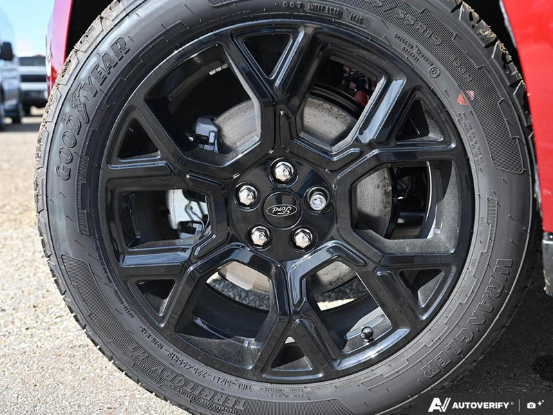 NEW 2026 Ford Maverick XLT - Ruby Red Tri-coat Metallic Exterior / BLACK ONYX Interior - $44,597 - Stock #E60879 - VIN 3FTTW8J30TRB20159 - Photo 6