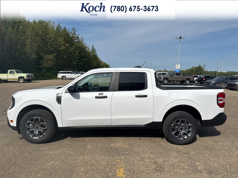 NEW 2026 Ford Maverick XLT - Oxford White Exterior / NAVY PIER/ASPEN GREY, UNIQUE CLOTH FRONT BUCKET SEATS Interior - $46,290 - Stock #A26236 - VIN 3FTTW8JA5TRB27011 - Photo 7