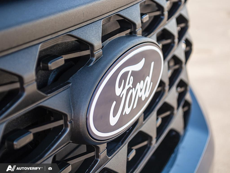 NEW 2026 Ford Maverick XLT - Azure Grey Metallic Tri-coat Exterior / NAVY PIER Interior - $47,882 - Stock #D60589 - VIN 3FTTW8J39TRA97366 - Photo 9