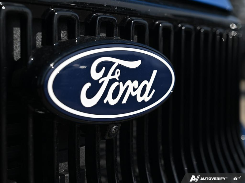 NEW 2026 Ford Maverick Lobo High - Velocity Blue Metallic Exterior / BLACK ONYX Interior - $49,894 - Stock #E61021 - VIN 3FTCW8PA1TRB42869 - Photo 9
