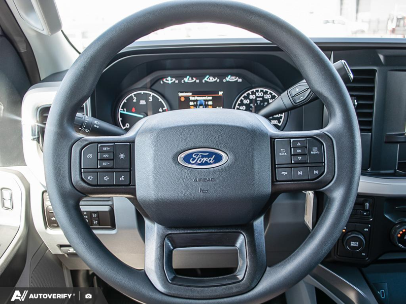 NEW 2026 Ford Super Duty F-550 DRW XLT - Oxford White Exterior / MEDIUM DARK SLATE CLOTH Interior - $99,999 - Stock #D60634 - VIN 1FD0W5HT2TEE83164 - Photo 14