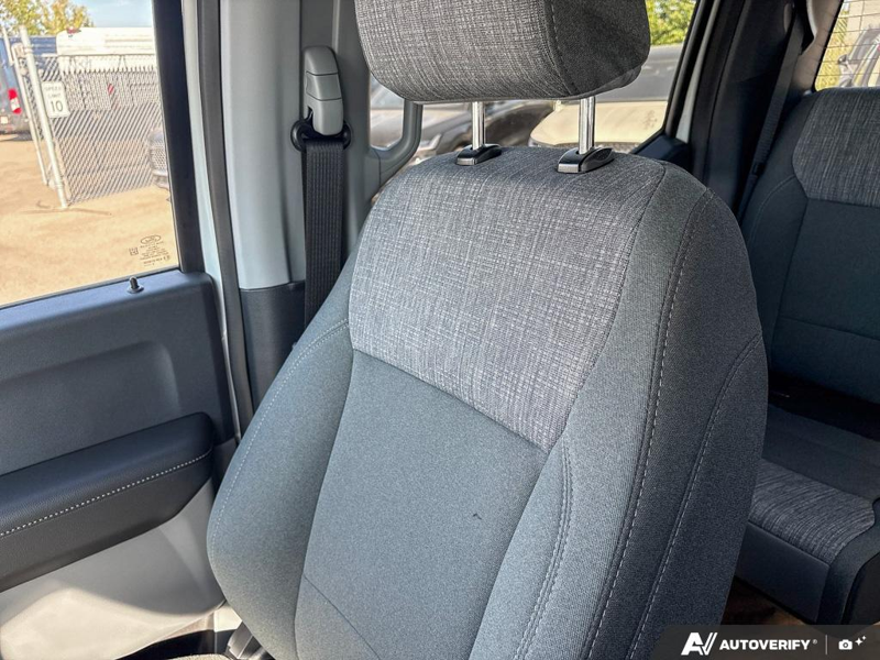 USED 2026 Ford Super Duty F-550 DRW XLT - Oxford White Exterior / MEDIUM DARK SLATE CLOTH Interior - $89,998 - Stock #EP4753 - VIN 1FD0W5HT6TEC08851 - Photo 20