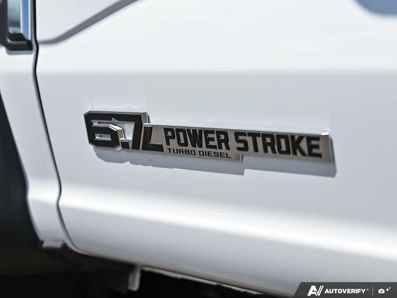 NEW 2026 Ford Super Duty F-550 DRW XLT - Oxford White Exterior / MEDIUM DARK SLATE CLOTH Interior - $105,244 - Stock #E60767 - VIN 1FD0W5HT9TEE96235 - Photo 26