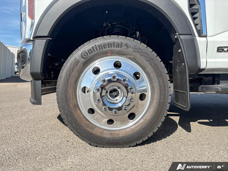 USED 2026 Ford Super Duty F-550 DRW XLT - Oxford White Exterior / MEDIUM DARK SLATE CLOTH Interior - $89,998 - Stock #EP4753 - VIN 1FD0W5HT6TEC08851 - Photo 6