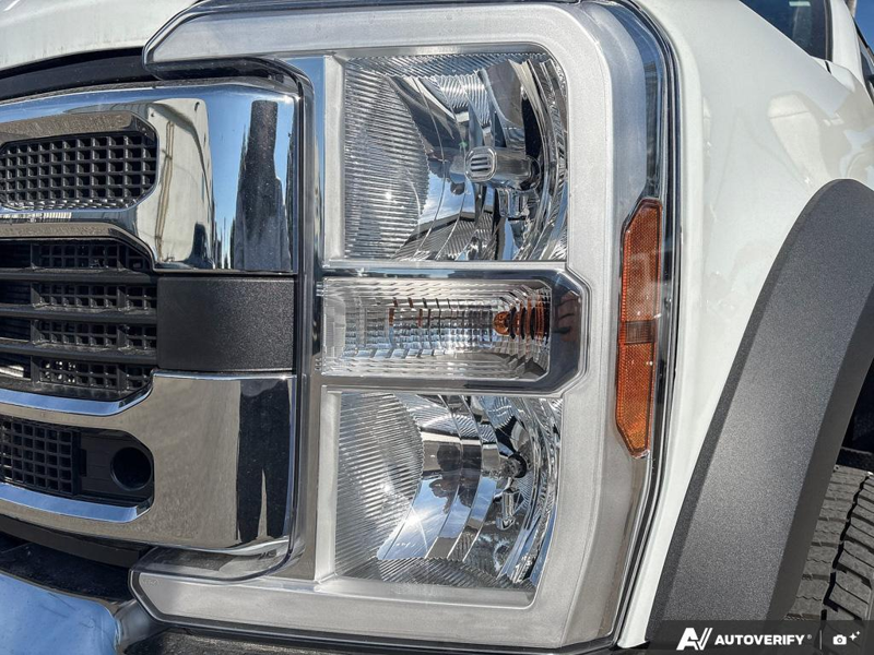 USED 2026 Ford Super Duty F-550 DRW XLT - Oxford White Exterior / MEDIUM DARK SLATE CLOTH Interior - $89,998 - Stock #EP4753 - VIN 1FD0W5HT6TEC08851 - Photo 8