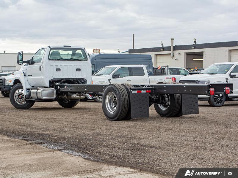 2026 Ford F-750 SuperCab Regular Cab photo 3